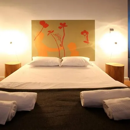 Guestready - Almada 15 Apartahotel Oporto