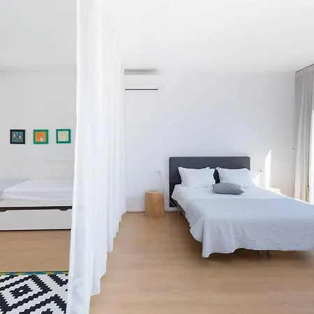 Guestready - Almada 15 2*