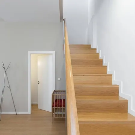 Hotel apartamentowy Guestready - Almada 15